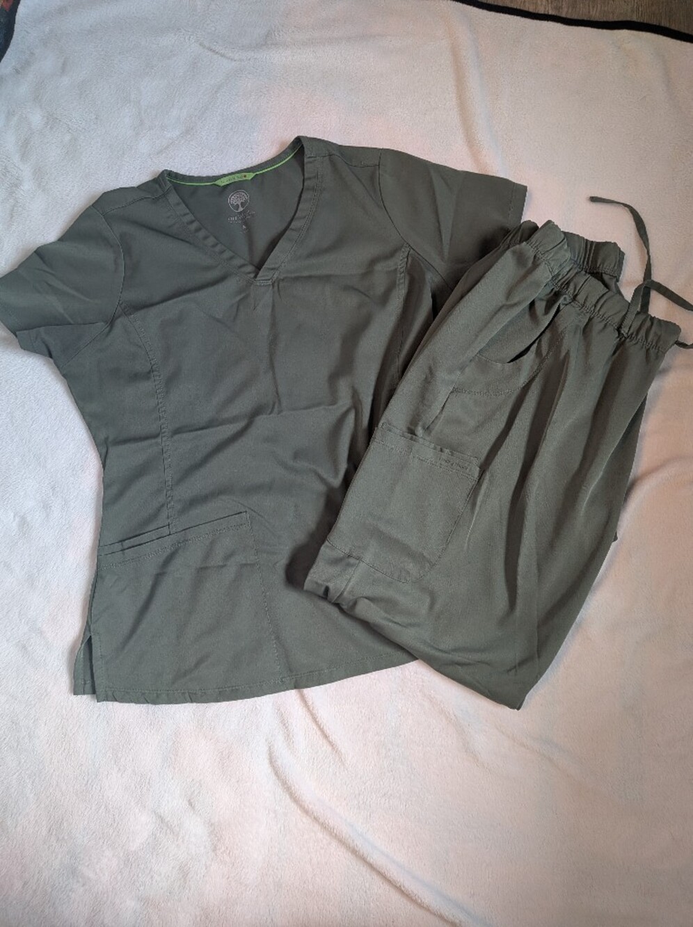 HH Works Olive Green Women's Scrub Set Pants & Top